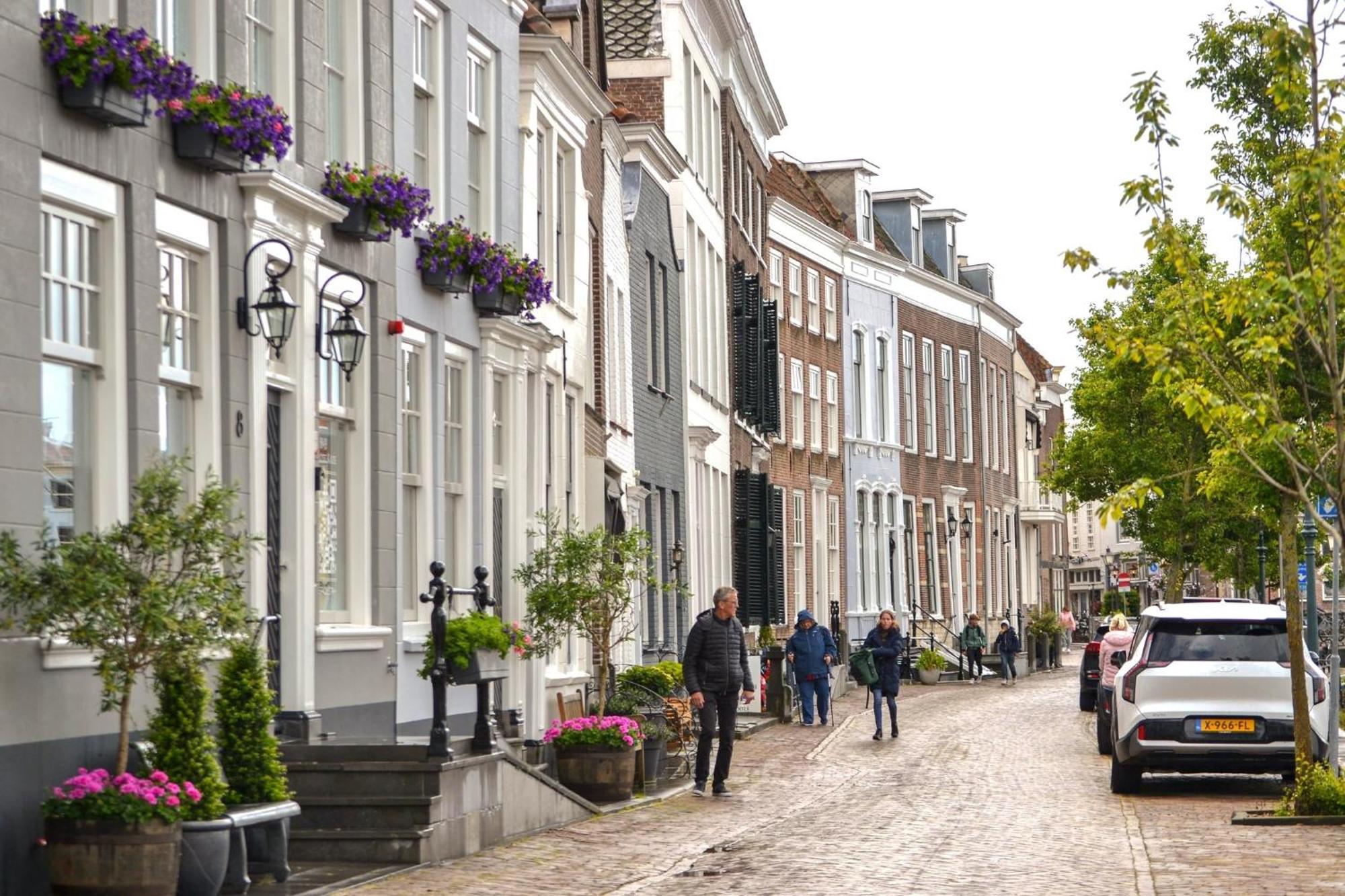 Apart Hotel De Grote Kade Goes Luaran gambar
